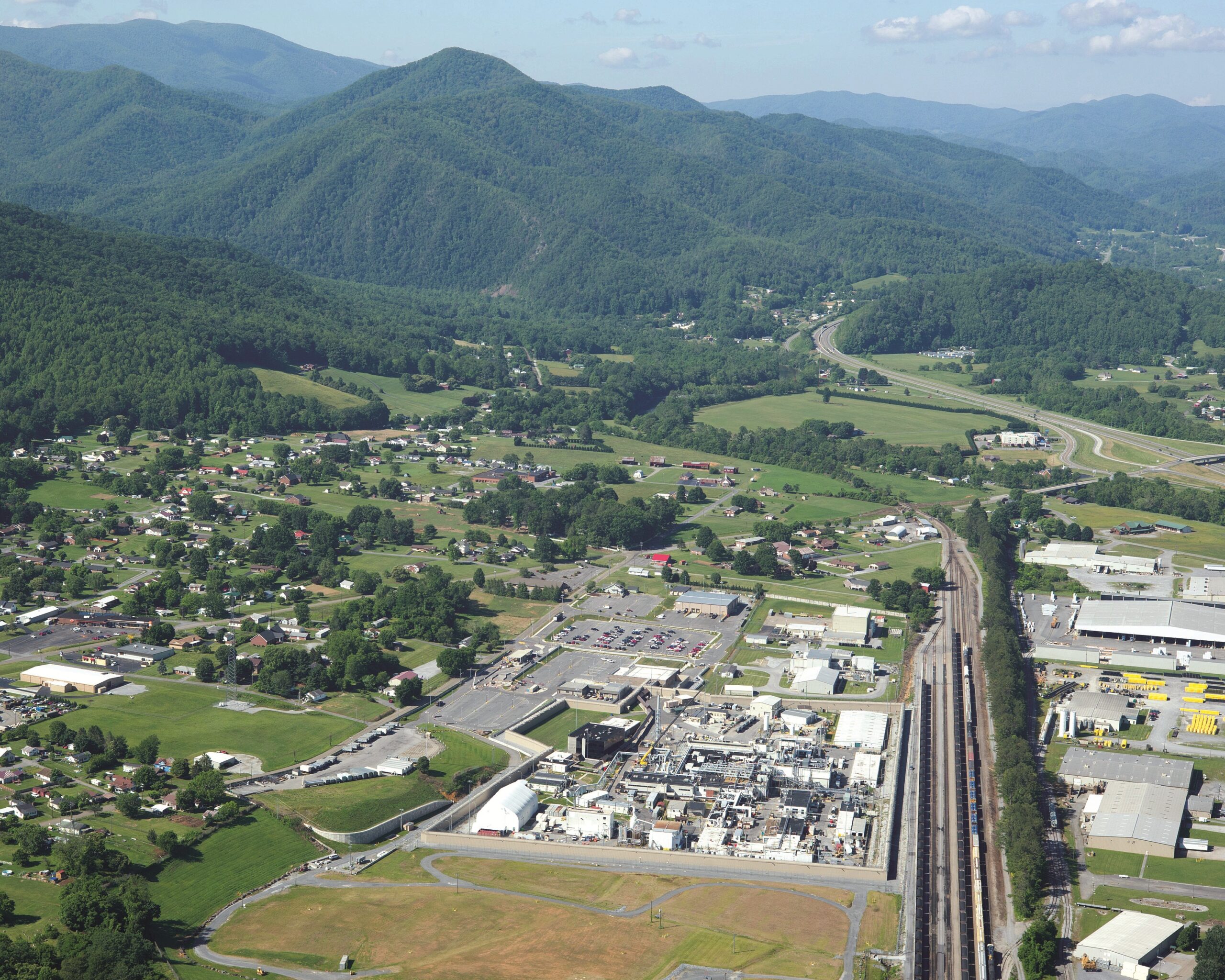 BWXT in Erwin - | People Strong. Innovation Driven.